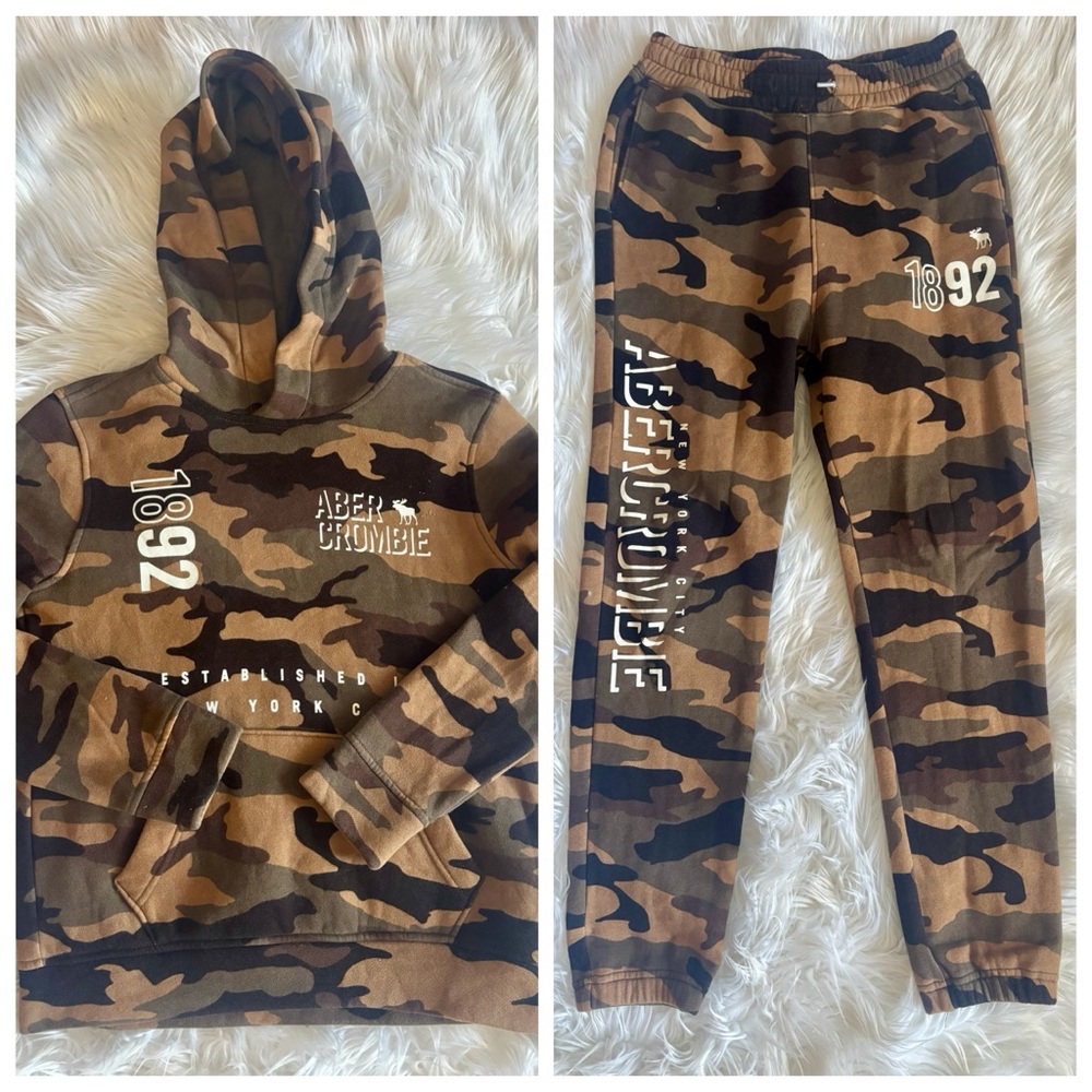 S O L D!!!!!!Abercrombie Kids Brown Camo Hoodie and sweatpants set
